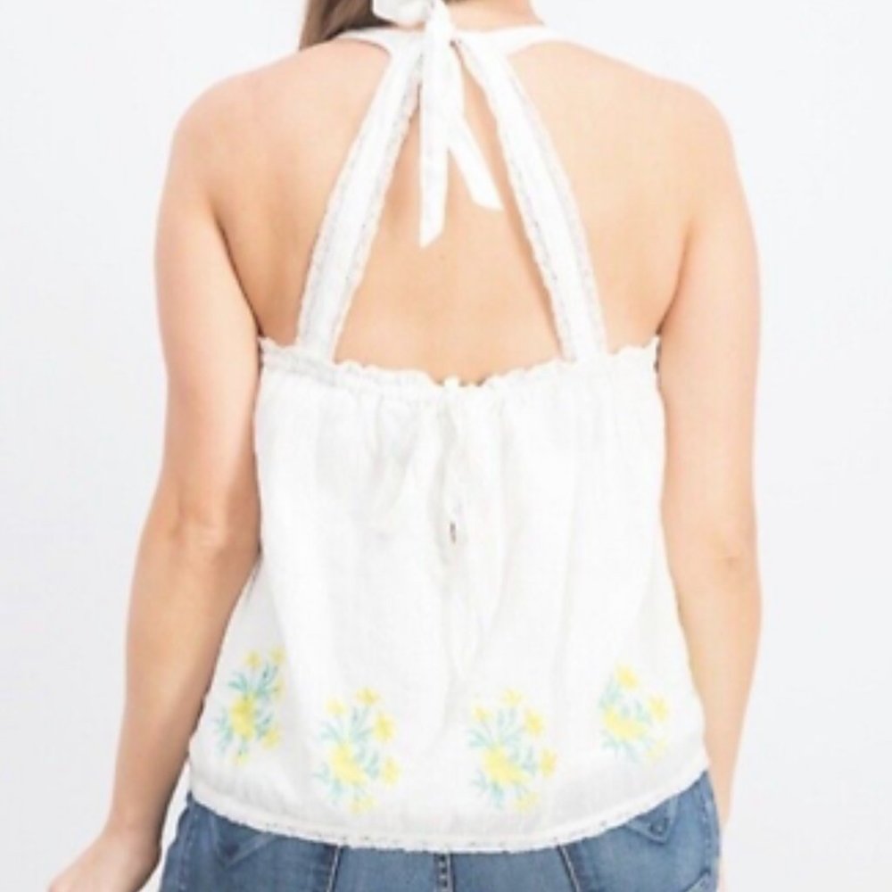 Free People size medium embroidered top